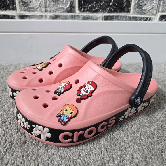 Crocs Men's Pink Clogs With Charms Size 7 - Picture 1 of 7